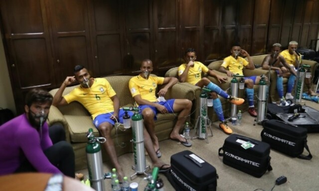 image: Neymar raser: - Det er umenneskelig å spille i slike forhold